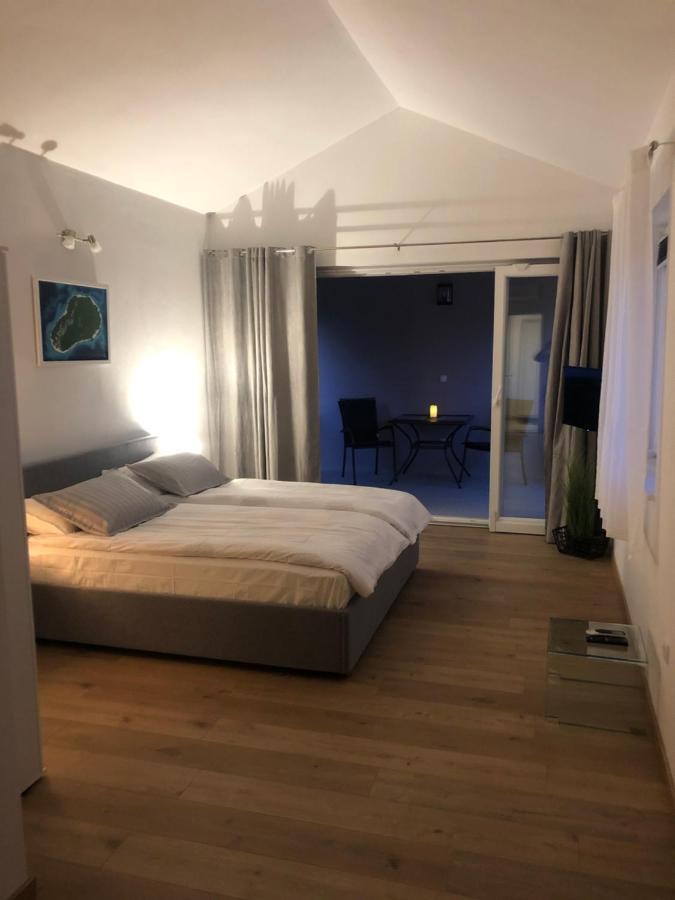 Korkyra Fit Suites -Free Gym Корчула Екстер'єр фото